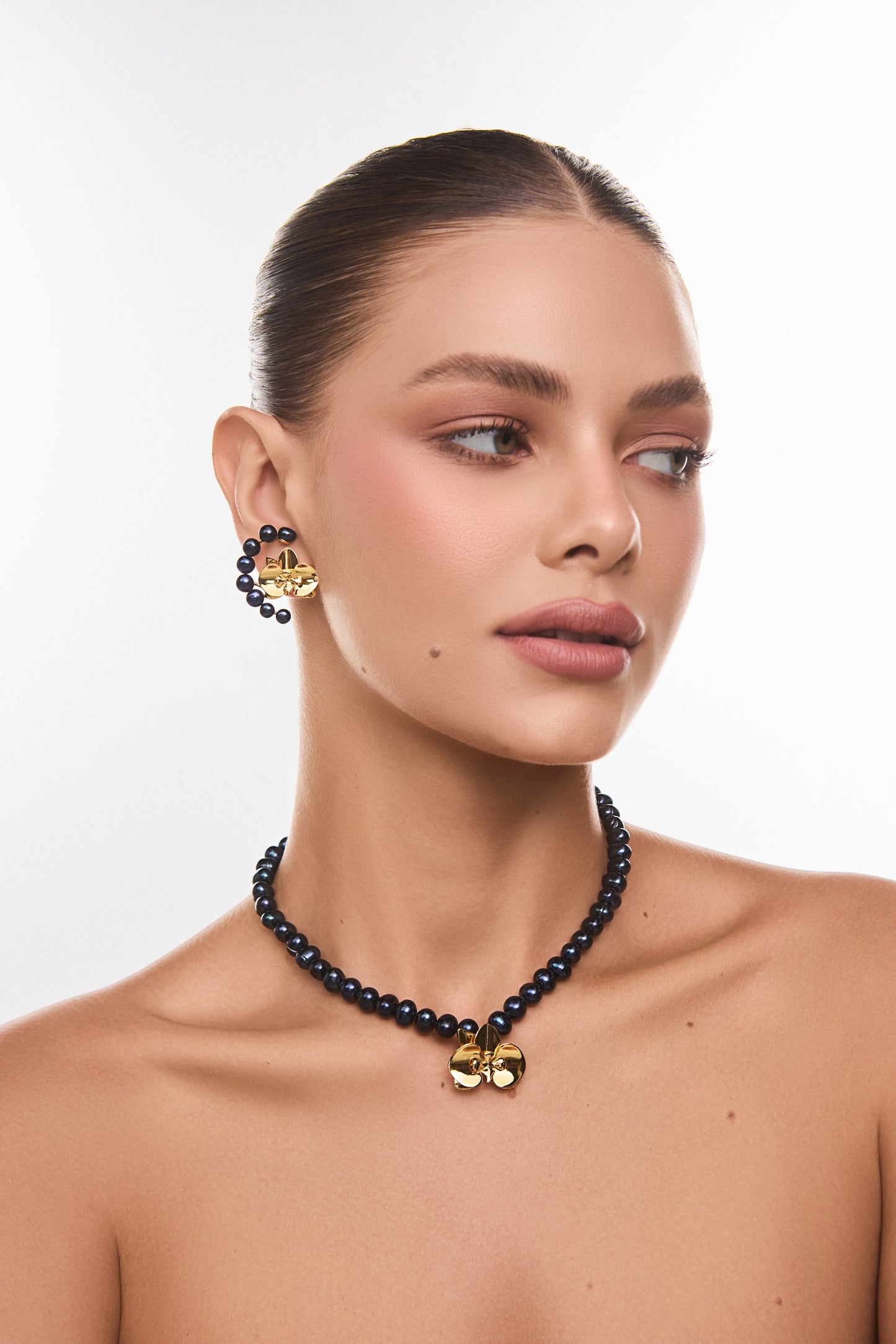 ORQUIDEA MABE NECKLACE