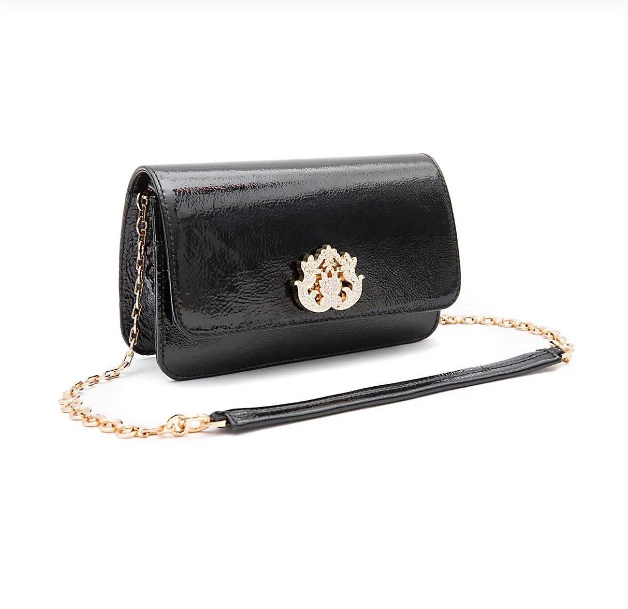 CARTEIRA FOREVER IN LOVE COURO GLOSS PRETO COM FECHO CRISTAL/OURO