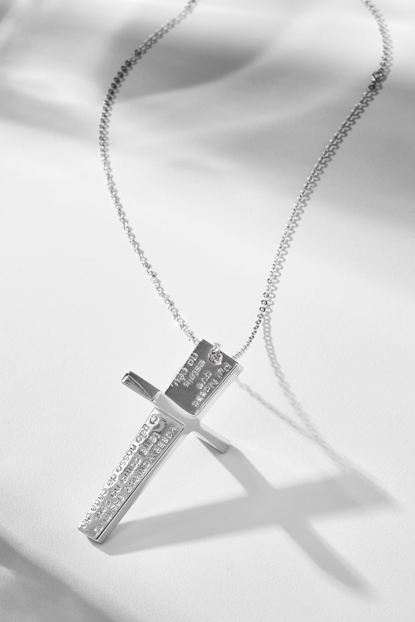 ORAÇÃO NECKLACE CRUCIFIX