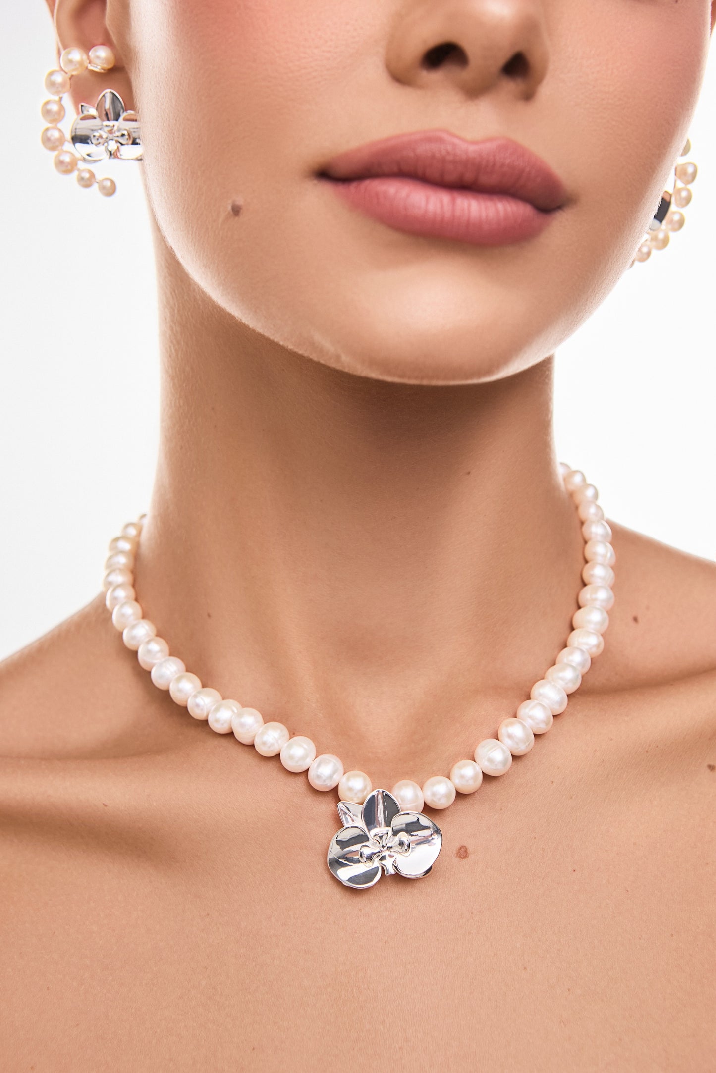 ORQUIDEA MABE NECKLACE