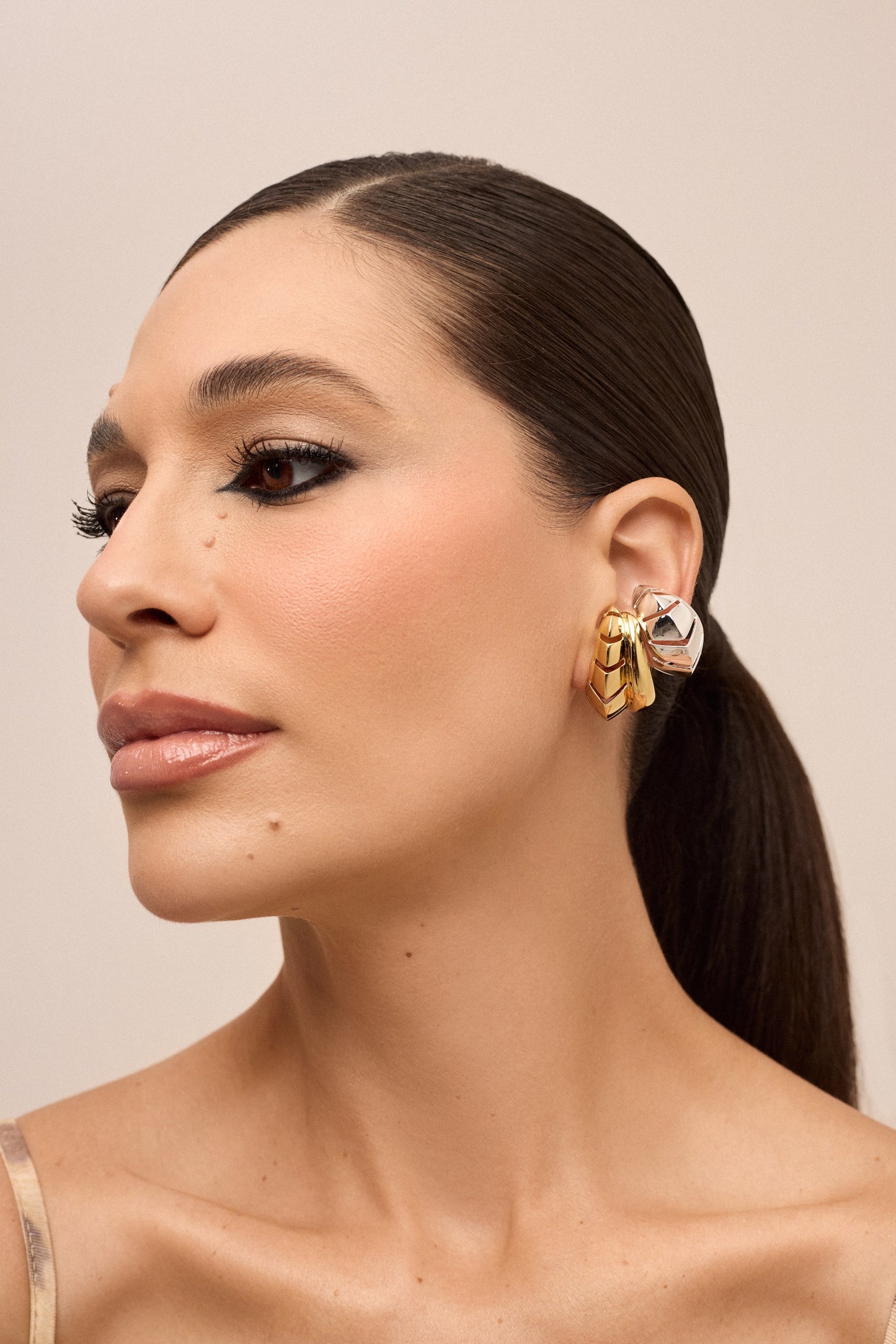 IVY EARHOOK