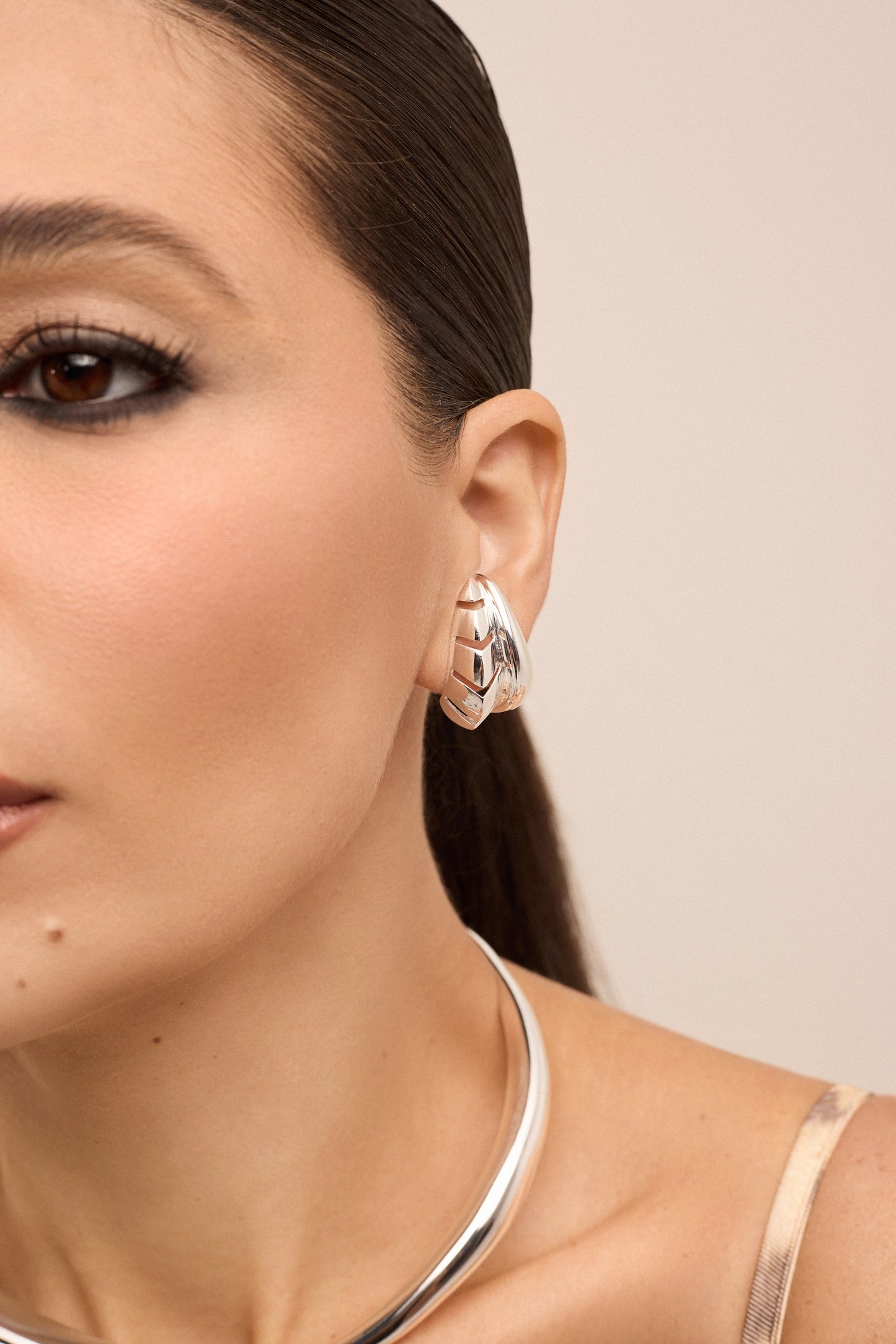 IVY EARHOOK