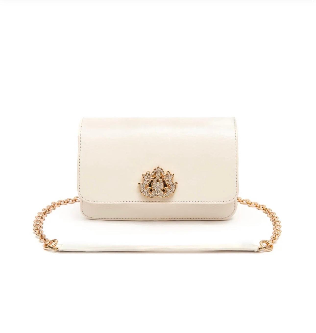 FOREVER IN LOVE VANILLA GLOSS LEATHER CLUTCH CRYSTAL/GOLD CLASP